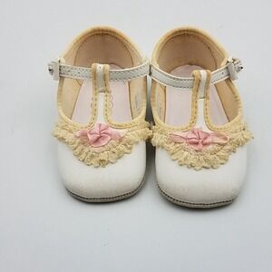 Vtg Lullaby Baby Girl Infant Dress Shoes White Leather Look Toddler Size 2 Lace